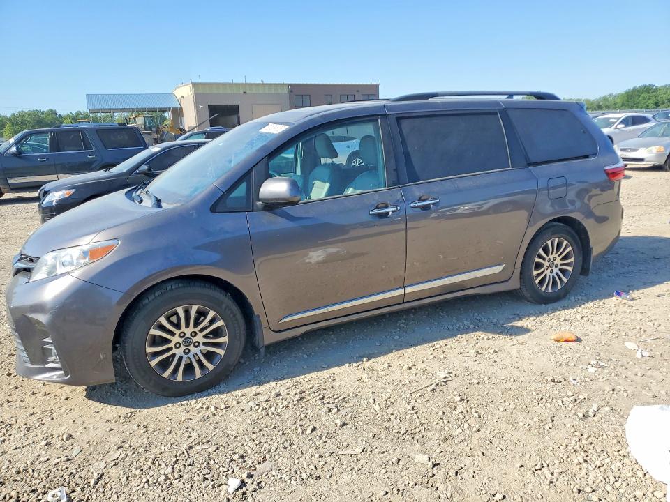 2019 Toyota VIN 5TDYZ3DC0KS979985 COPART salvage auction — SIDE, Ks - Cert Of Title-Salvage, sold $5,100 on 2026-07-02 (photo 1)