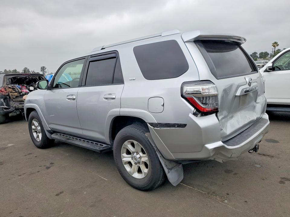 2014 Toyota VIN JTEZU5JR6E5066225 COPART salvage auction — REAR END, Salvage Title, sold $6,600 on 2026-07-20 (photo 2)