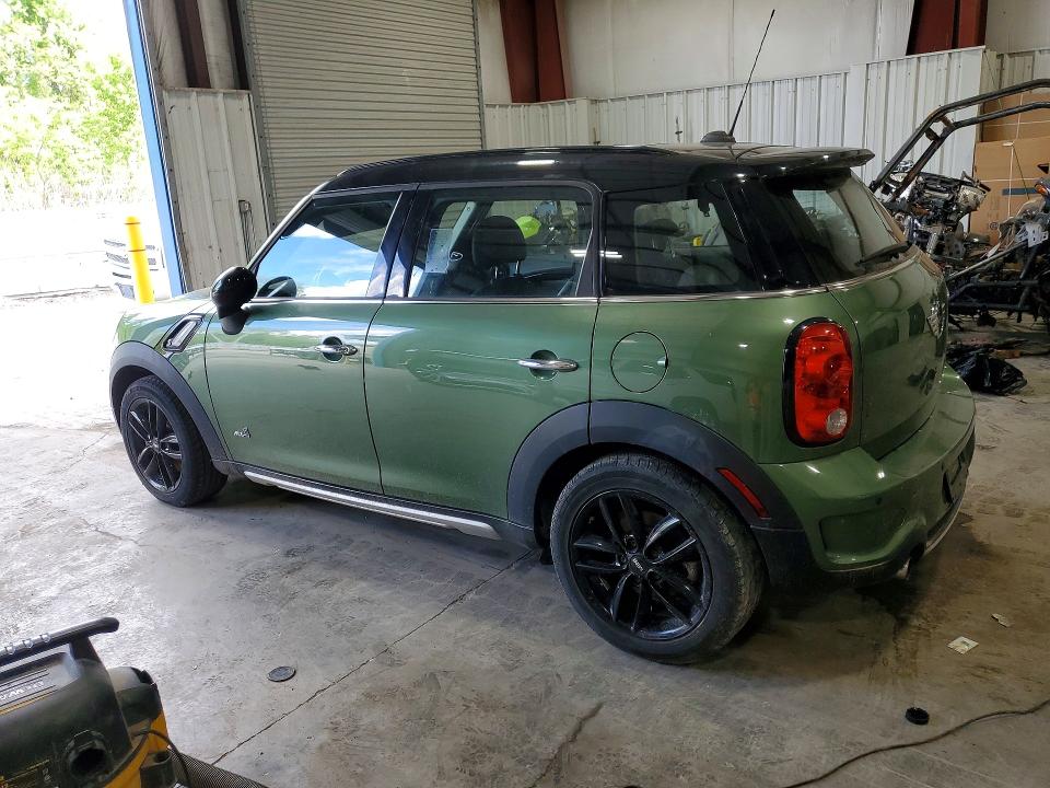 2016 Mini Cooper VIN WMWZC5C57GWU21740 COPART salvage auction — MINOR DENT/SCRATCHES, Va - Certificate Of Title, sold $4,300 on 2026-08-11 (photo 2)
