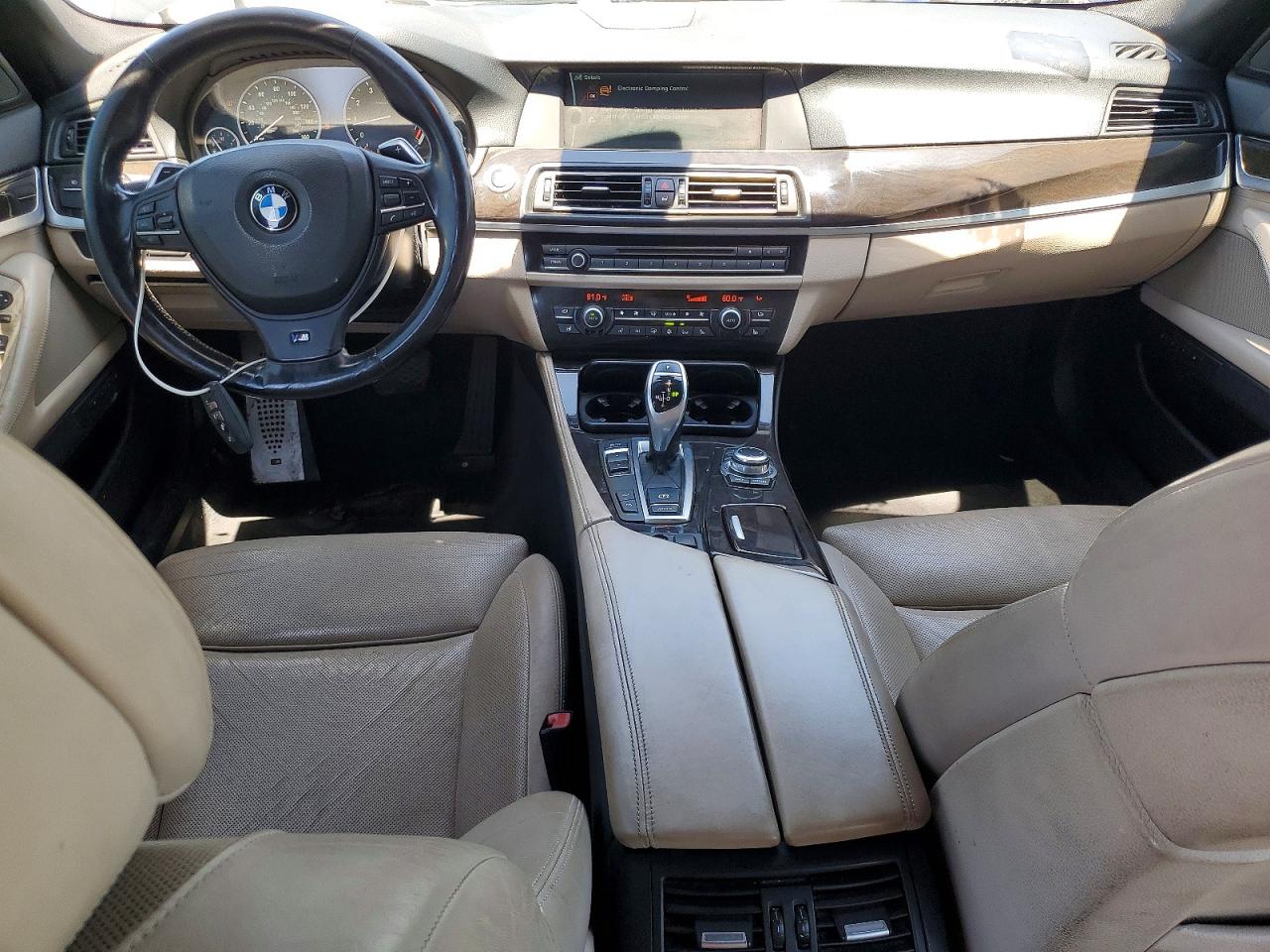 2012 BMW 5 Series VIN WBAFR9C51CDV59305 COPART salvage auction — Front End, FL - DIS/DLR/EXP ONLY CLEAN TITLE, sold $975 on 2026-06-30 (photo 8)