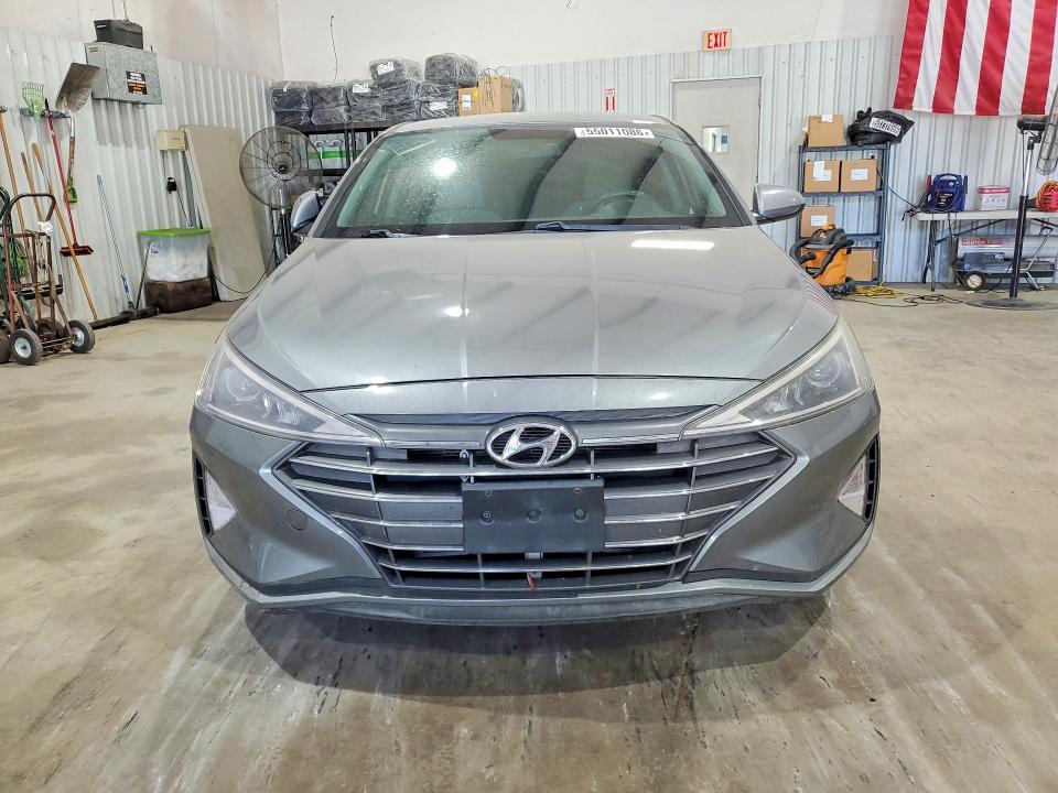 2019 Hyundai Elantra VIN KMHD74LF6KU792490 COPART salvage auction — MINOR DENT/SCRATCHES, Tx - Certificate Of Title, sold $3,100 on 2026-07-06 (photo 5)