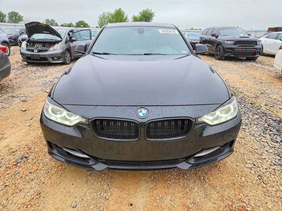 2013 BMW 3er VIN WBA3B9C50DF585794 COPART salvage auction — HAIL, Mo - Salvage Certificate Of Title, sold $5,600 on 2026-07-27 (photo 5)