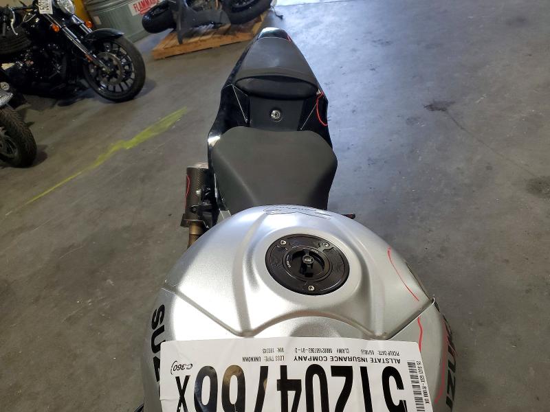 2025 Suzuki Gsx-r VIN JS1DM11H3S7100243 COPART salvage auction — FRONT END, Or - Salvage Title Certificate, sold $4,100 on 2026-07-16 (photo 5)