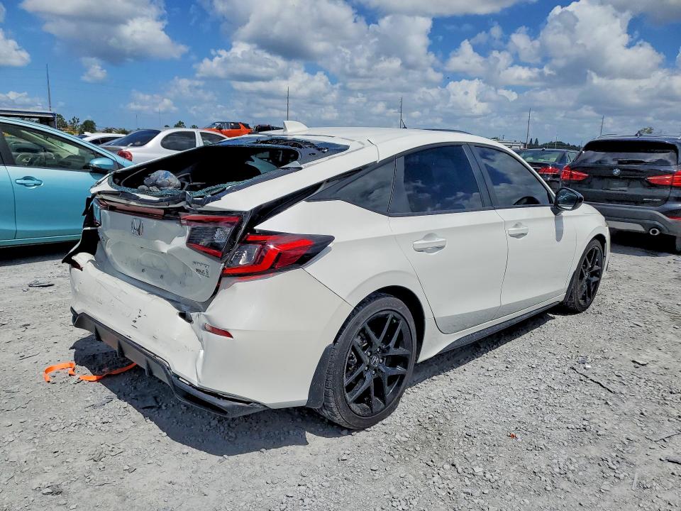 2024 Honda Civic VIN 19XFL2H88RE027099 COPART salvage auction — REAR END, Fl - Cert Of Title Slvg Rebuildable, sold $9,900 on 2026-07-31 (photo 3)