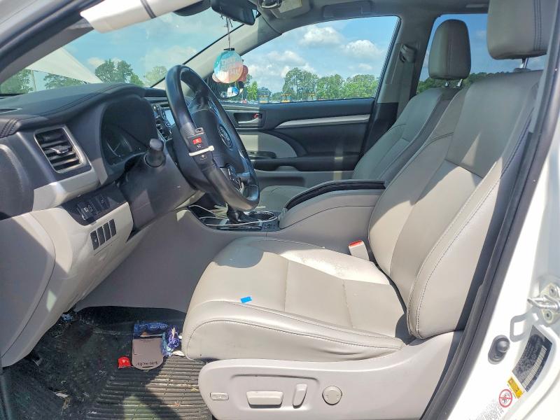 2019 Toyota Highlander VIN 5TDJZRFH8KS608361 COPART salvage auction — SIDE, NC - SALVAGE CERTIFICATE OF TITLE, sold $5,200 on 2026-07-28 (photo 7)