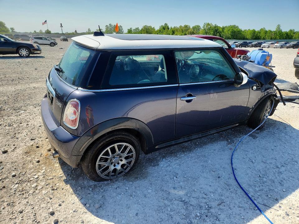 2013 Mini Cooper VIN WMWSU3C54DT677785 COPART salvage auction — FRONT END, Mi - Certificate Of Title, sold $300 on 2026-07-16 (photo 3)