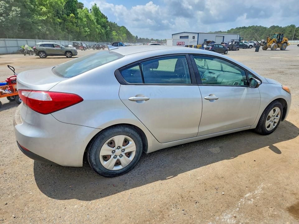 2016 Kia Forte VIN KNAFX4A67G5539564 COPART salvage auction — SIDE, La - Cert Of Title-Salvage, sold $550 on 2026-07-23 (photo 3)