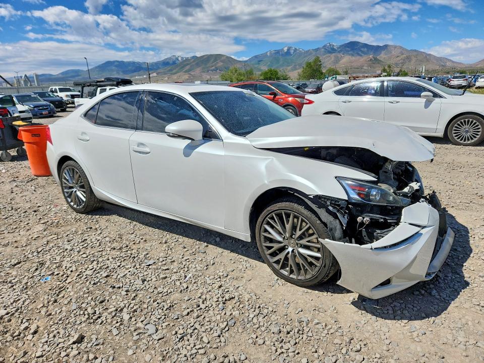 2018 Lexus Is VIN JTHBA1D20J5067076 COPART salvage auction — FRONT END, Ut - Salvage Certificate, sold $2,400 on 2026-07-28 (photo 4)