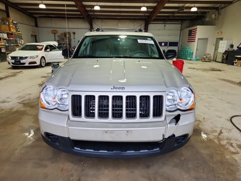 2009 Jeep Grand cherokee VIN 1J8GR48K79C521710 COPART salvage auction — FRONT END, In - Certificate Of Title, sold $350 on 2026-07-09 (photo 5)