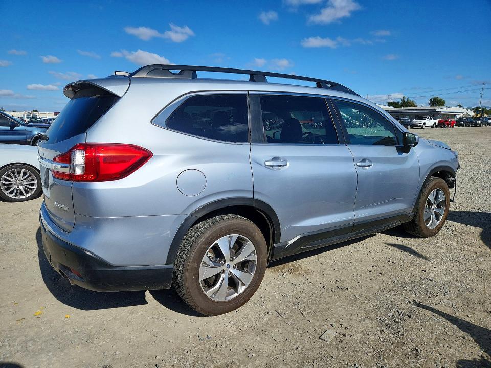 2020 Subaru Ascent VIN 4S4WMACD9L3420986 COPART salvage auction — FRONT END, Ca - Salvage Certificate, sold $8,100 on 2026-07-24 (photo 3)