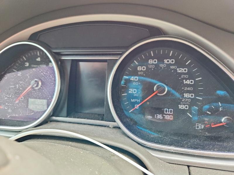 2015 Audi Q7 VIN WA1CGAFE1FD010730 COPART salvage auction — MINOR DENT/SCRATCHES, Ca - Dis/Dlr/Exp Only Clean Title, sold $1,150 on 2026-07-23 (photo 9)