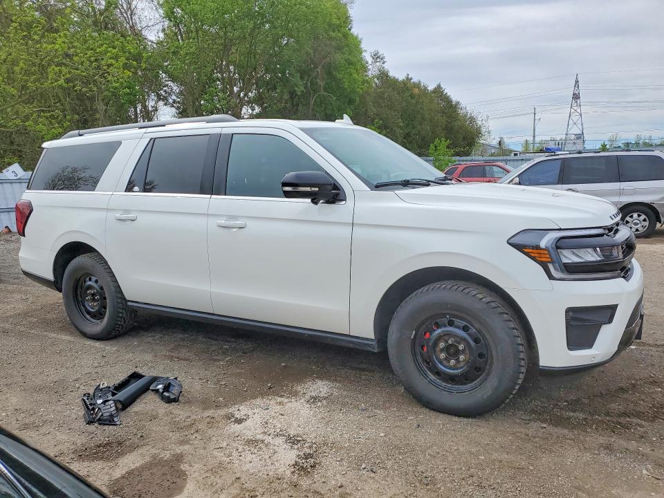 2024 Ford VIN 1FMJK2AG4REA07342 COPART salvage auction — VANDALISM, On - Permit No Brand - Unfit, sold $45,500 on 2026-07-03 (photo 4)