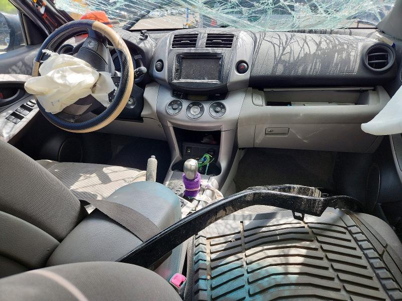 2007 Toyota Rav 4 VIN JTMBK31V376014531 COPART salvage auction — ROLLOVER, CO - NON-REPAIRABLE CERT OF TITLE, sold $350 on 2026-07-06 (photo 8)