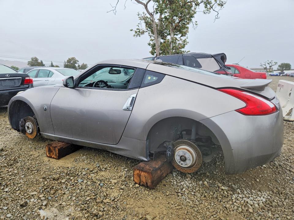 2010 Nissan 370z VIN JN1AZ4EH5AM500796 COPART salvage auction — VANDALISM, Ca - Salvage Certificate, sold $3,300 on 2026-07-14 (photo 2)