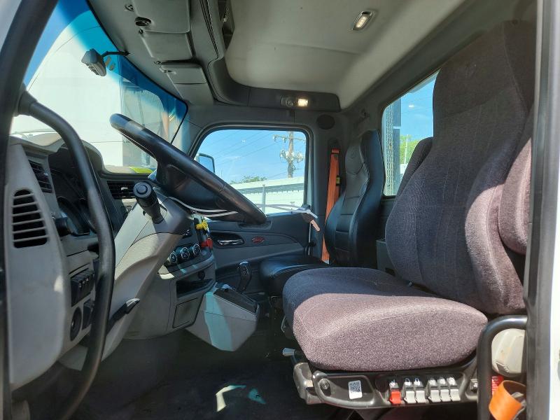 2016 Peterbilt 579 VIN 1XPBA48X8GD354431 COPART salvage auction — NORMAL WEAR, IN - CERTIFICATE OF TITLE, sold $5,100 on 2026-07-10 (photo 5)