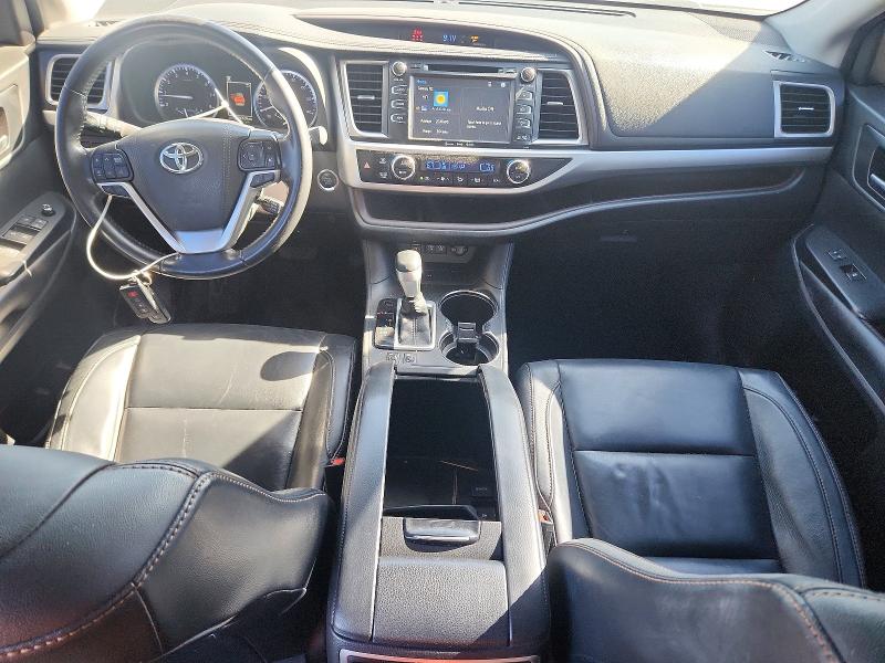 2018 Toyota Highlander VIN 5TDKZRFH3JS544510 COPART salvage auction — REAR END, Nc - Salvage Certificate Of Title, sold $2,600 on 2026-07-22 (photo 8)