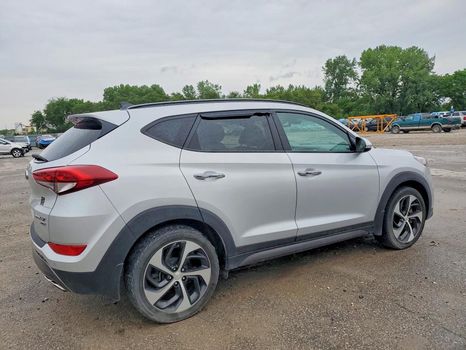 2016 Hyundai Tucson VIN KM8J3CA2XGU088437 COPART salvage auction — HAIL, Ia - Cert Of Title-Salvage Title, sold $5,600 on 2026-07-24 (photo 3)