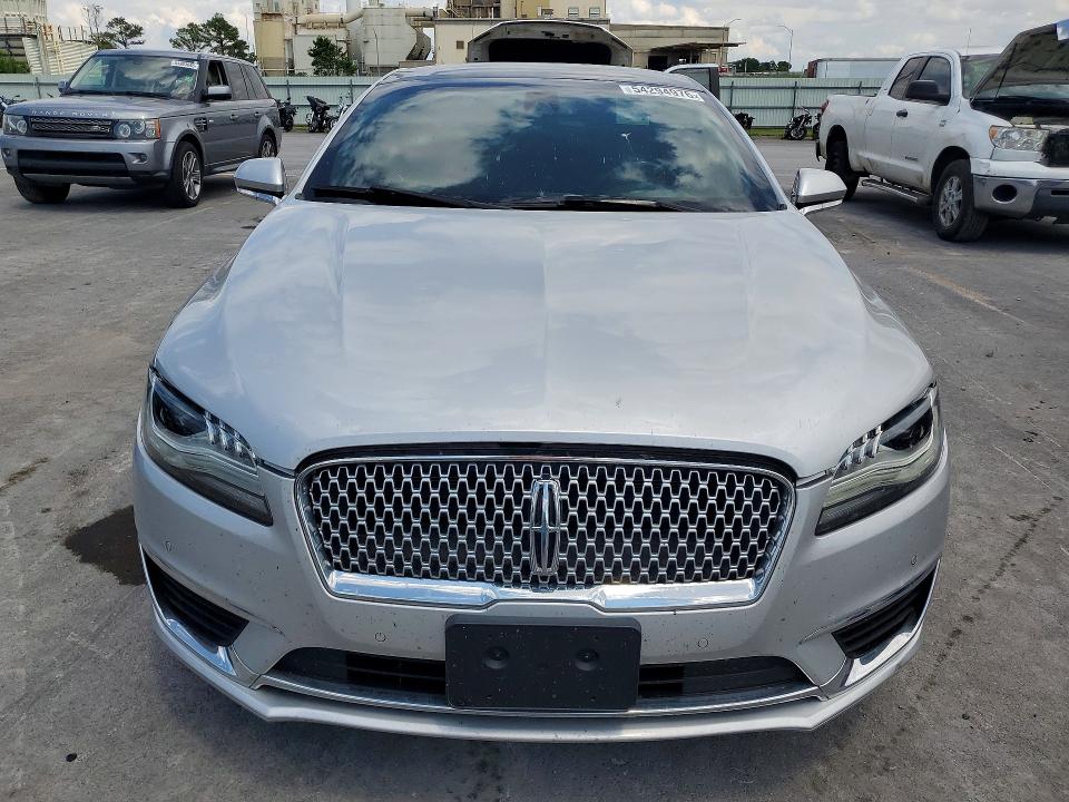 2017 Lincoln VIN 3LN6L5DC5HR618909 COPART salvage auction — HAIL, Ok - Cert Of Title-Salvage, sold $3,100 on 2026-07-17 (photo 5)