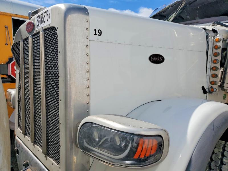 2019 Peterbilt 389 VIN 1NPXL40X7KD498602 COPART salvage auction — ROLLOVER, MA - CERT OF TITLE-SALVAGE, sold $8,500 on 2026-07-16 (photo 7)