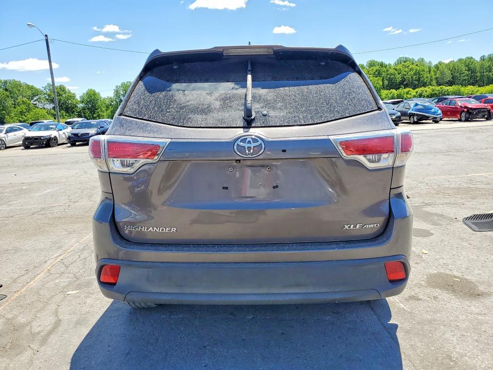 2015 Toyota VIN 5TDJKRFH6FS104904 COPART salvage auction — FRONT END, Ky - Cert Of Title-Salvage, sold $3,950 on 2026-07-09 (photo 6)