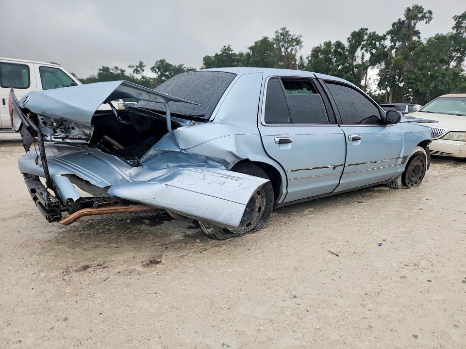 2003 Mercury Grand marquis VIN 2MEFM74W13X645668 COPART salvage auction — FRONT END, Fl - Cert Of Title Slvg Rebuildable, sold $250 on 2026-07-28 (photo 3)
