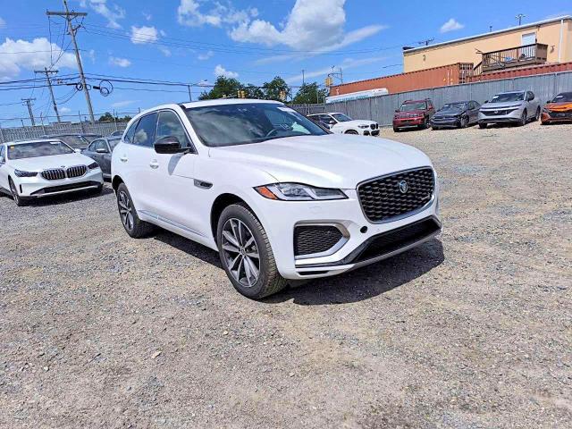 2025 Jaguar F-pace VIN SADCT2EX6SA753717 COPART salvage auction — HAIL, Salvage Title, sold $24,300 on 2026-07-24 (photo 3)