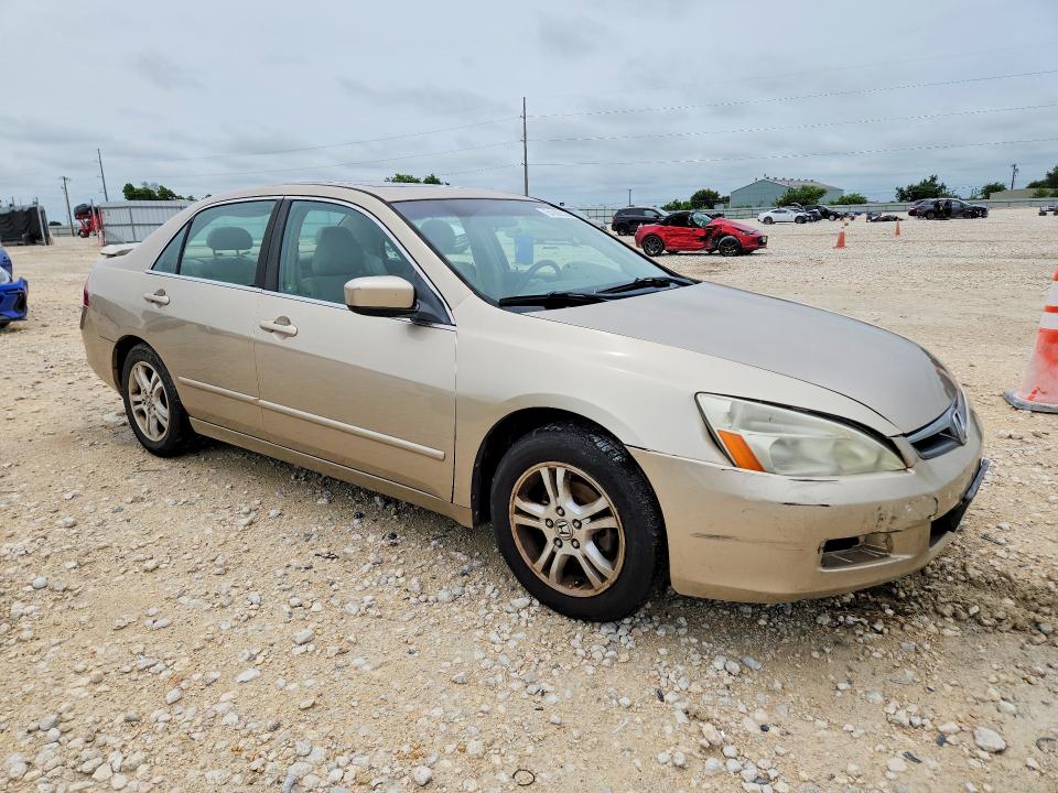 2006 Honda Accord VIN 1HGCM56886A134223 COPART salvage auction — FRONT END, Tx - Salvage Vehicle Title, sold $575 on 2026-07-02 (photo 4)
