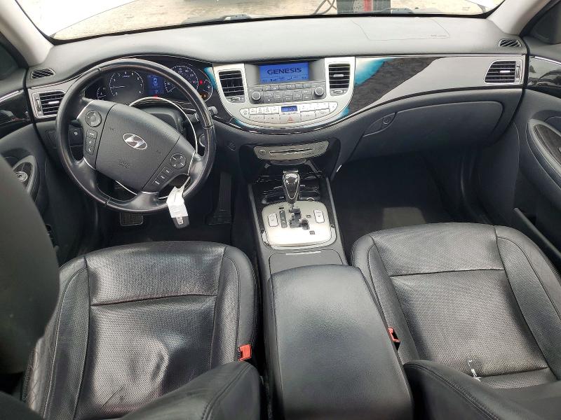2013 Hyundai Genesis VIN KMHGC4DD6DU246281 COPART salvage auction — REAR END, SC - CERT OF TITLE-SALVAGE, sold $825 on 2026-07-03 (photo 8)