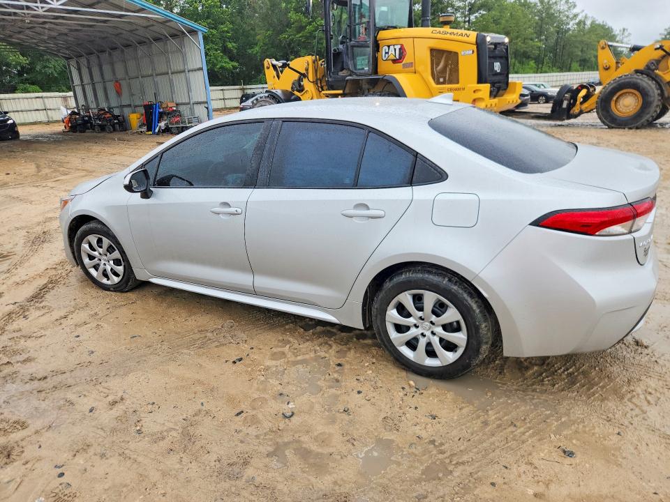 2022 Toyota Corolla VIN 5YFEPMAE6NP370949 COPART salvage auction — FRONT END, Fl - Cert Of Title Slvg Rebuildable, sold $5,600 on 2026-07-31 (photo 2)