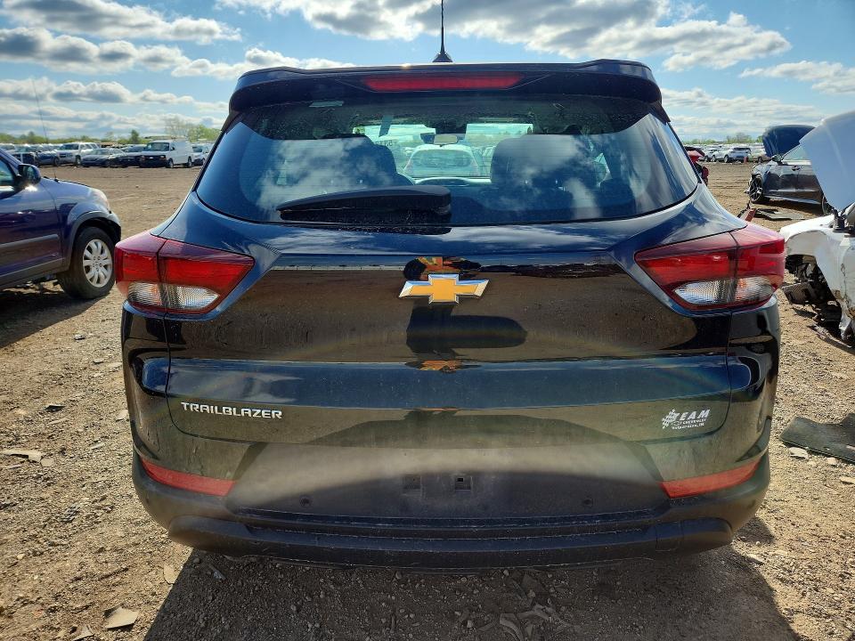 2021 Chevrolet Trailblazer VIN KL79MMS2XMB159875 COPART salvage auction — SIDE, Il - Salvage Certificate, sold $3,700 on 2026-07-14 (photo 6)