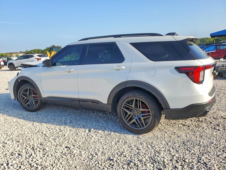 2025 Ford Explorer VIN 1FMWK7GC8SGB00804 COPART salvage auction — FRONT END, Fl - Certificate Of Destruction, sold $12,100 on 2026-07-28 (photo 2)