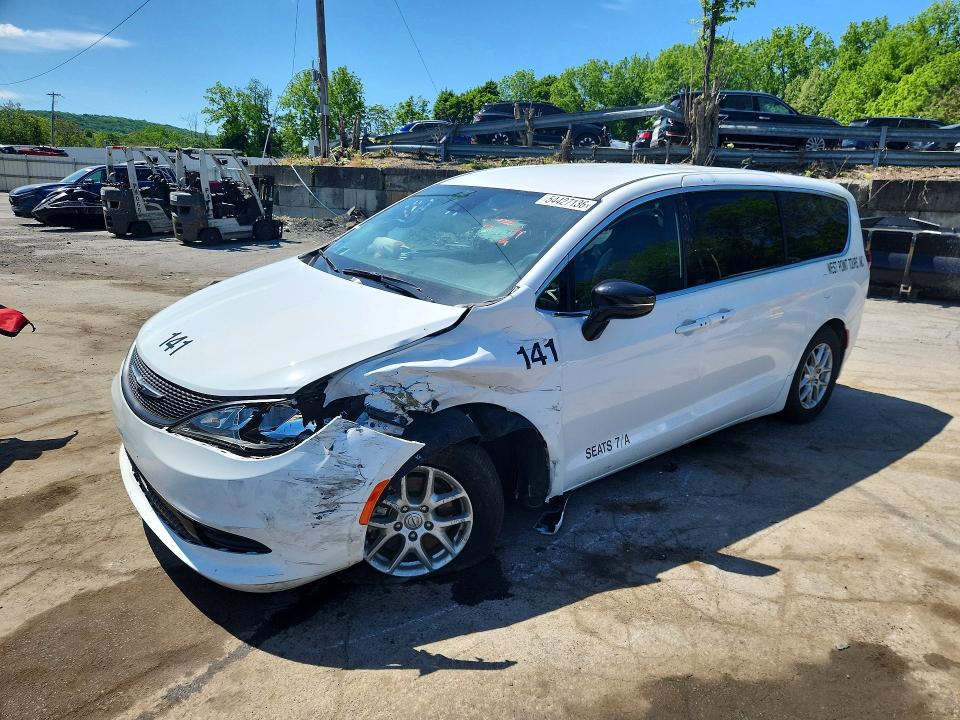 2025 Chrysler Voyager VIN 2C4RC1CG9SR614051 — COPART salvage auction photo