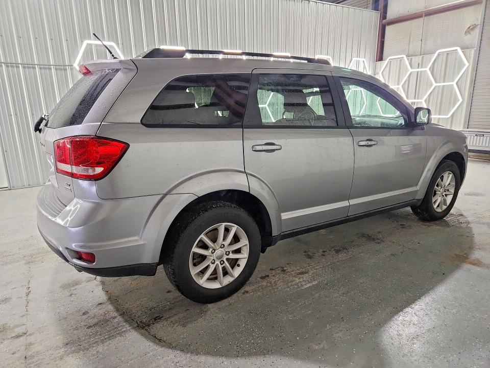 2017 Dodge Journey VIN 3C4PDCBG4HT523373 COPART salvage auction — NORMAL WEAR, NC - DEALER ONLY CLEAN TITLE, sold $2,100 on 2026-07-09 (photo 3)