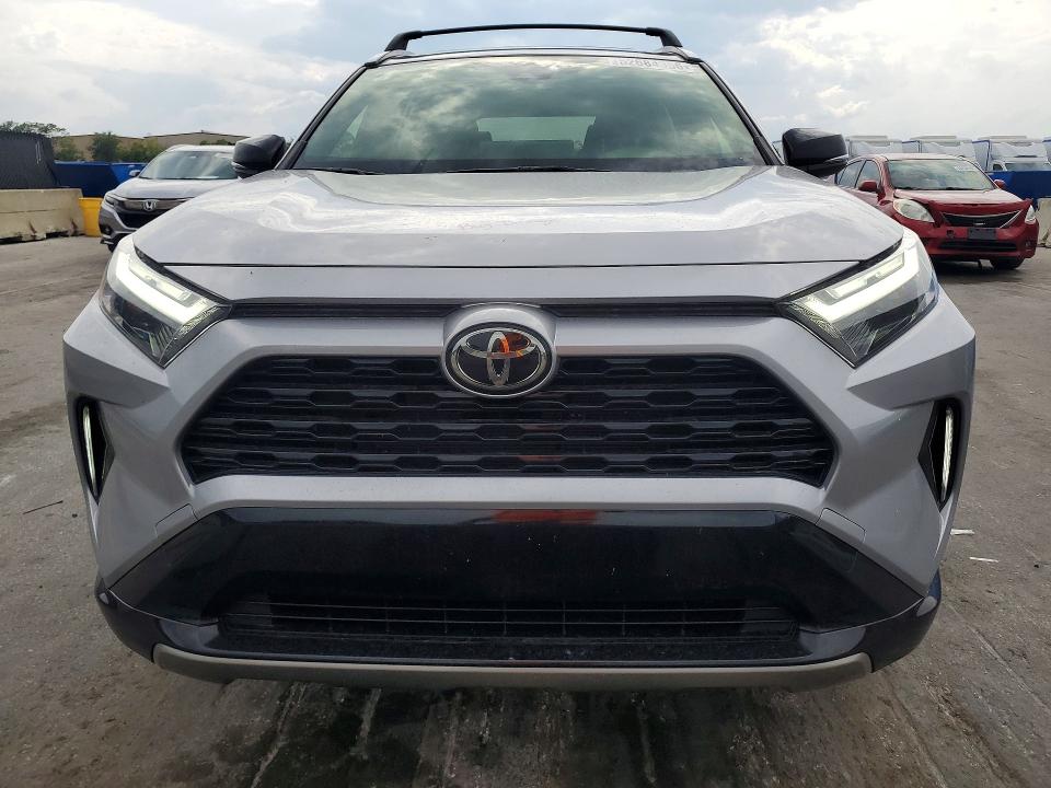 2025 Toyota Rav 4 VIN JTME6RFV2SD578110 COPART salvage auction — REAR END, Fl - Cert Of Title Slvg Rebuildable, sold $14,700 on 2026-07-30 (photo 5)