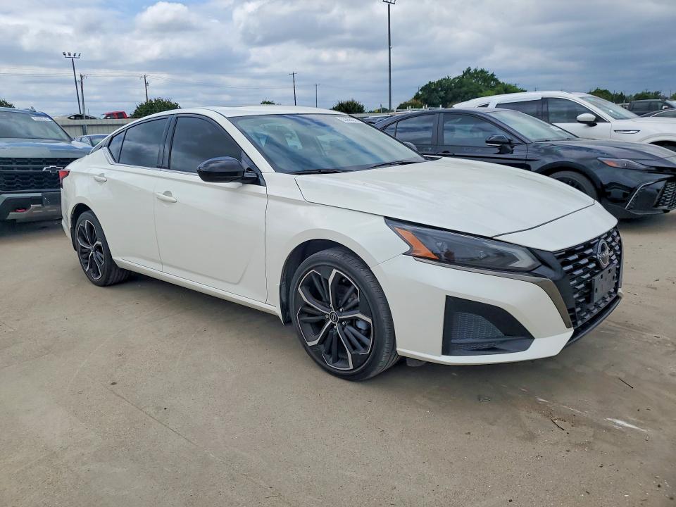 2024 Nissan Altima VIN 1N4BL4CV5RN316952 COPART salvage auction — HAIL, Tx - Certificate Of Title, sold $250 on 2026-07-02 (photo 4)