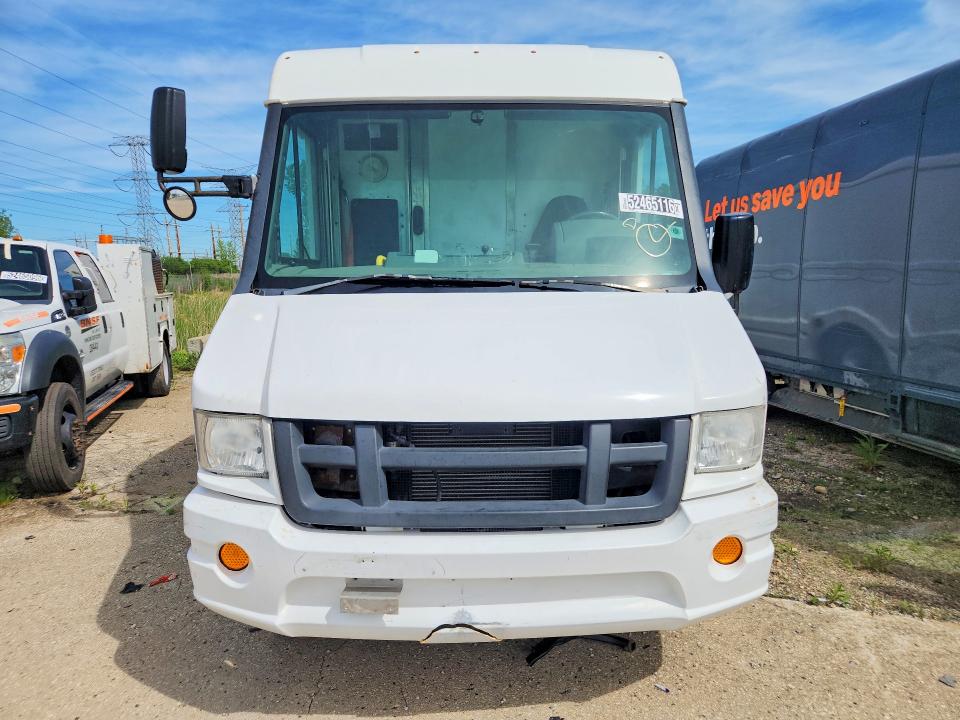 2013 Isuzu Npr VIN JALB4T171D7W01889 COPART salvage auction — NORMAL WEAR, IL - CERTIFICATE OF TITLE, sold $175 on 2026-07-23 (photo 5)