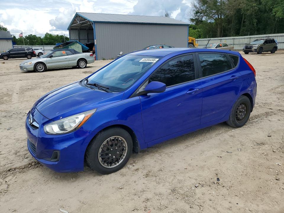 2013 Hyundai Accent VIN KMHCT5AE5DU084726 COPART salvage auction — MINOR DENT/SCRATCHES, Fl - Cert Of Title Slvg Rebuildable, sold $725 on 2026-07-17 (photo 1)