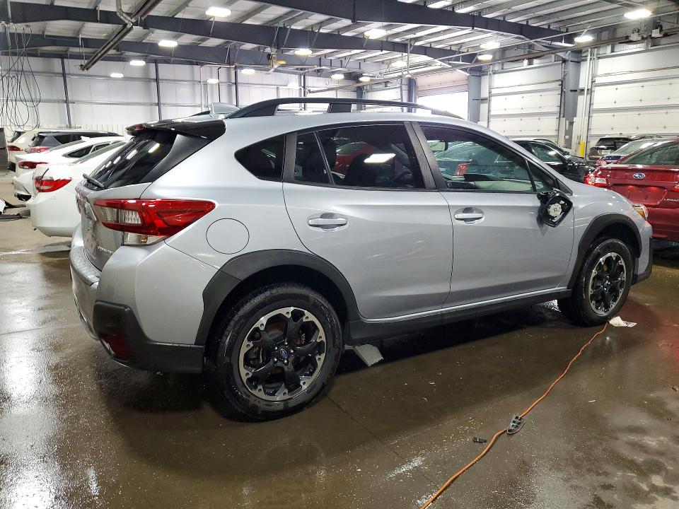 2021 Subaru Crosstrek VIN JF2GTAPC0M8251654 COPART salvage auction — BURN, Mn - Cert Of Title-Salvage, sold $6,300 on 2026-07-28 (photo 3)