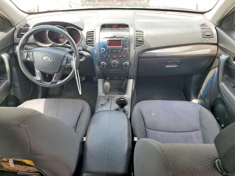 2012 Kia Sorento VIN 5XYKT3A11CG279823 COPART salvage auction — REAR END, Ca - Dis/Dlr/Exp Only Clean Title, sold $475 on 2026-07-02 (photo 8)