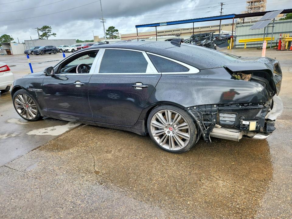 2018 Jaguar Xj VIN SAJWA2GE4JMW15733 COPART salvage auction — REAR END, La - Cert Of Title-Salvage, sold $8,600 on 2026-07-29 (photo 2)