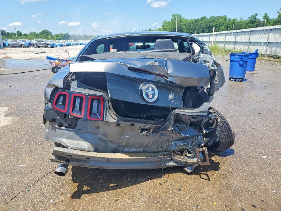 2014 Ford Mustang VIN 1ZVBP8AM7E5266854 COPART salvage auction — REAR END, AL - CERT OF TITLE-SALVAGE TITLE, sold $725 on 2026-07-09 (photo 6)
