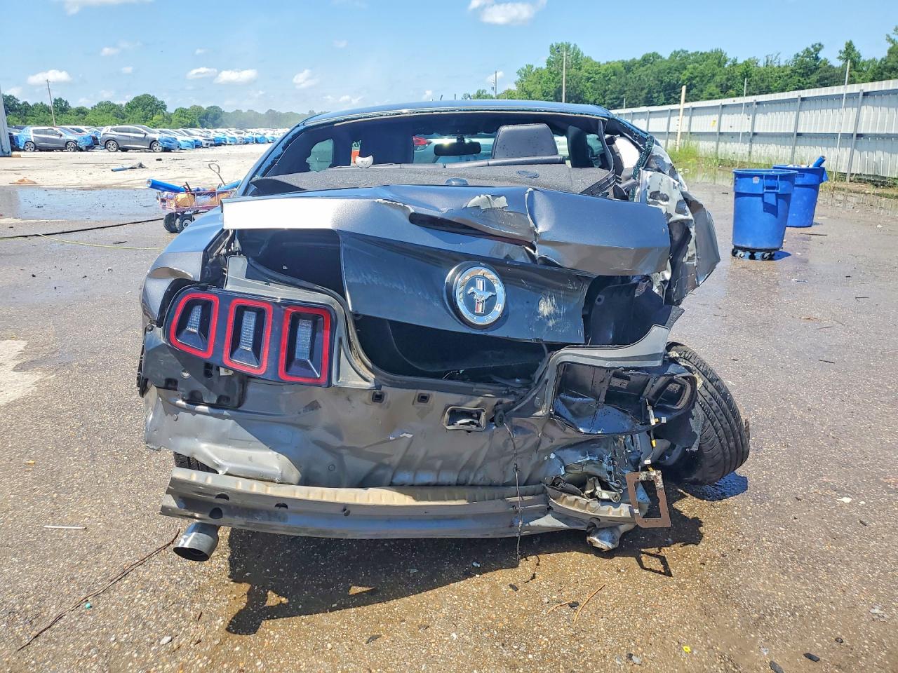 2014 Ford Mustang VIN 1ZVBP8AM7E5266854 COPART salvage auction — Rear End, AL - CERT OF TITLE-SALVAGE TITLE, sold $725 on 2026-06-25 (photo 6)