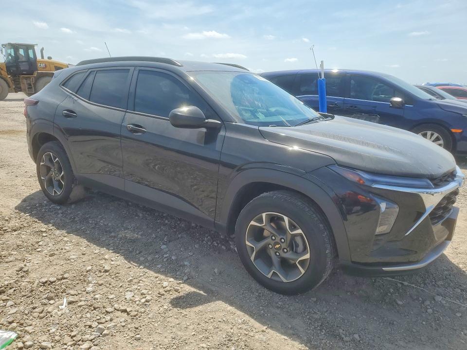 2024 Chevrolet Trax VIN KL77LHE27RC211784 COPART salvage auction — HAIL, Tx - Certificate Of Title, sold $9,900 on 2026-07-09 (photo 4)