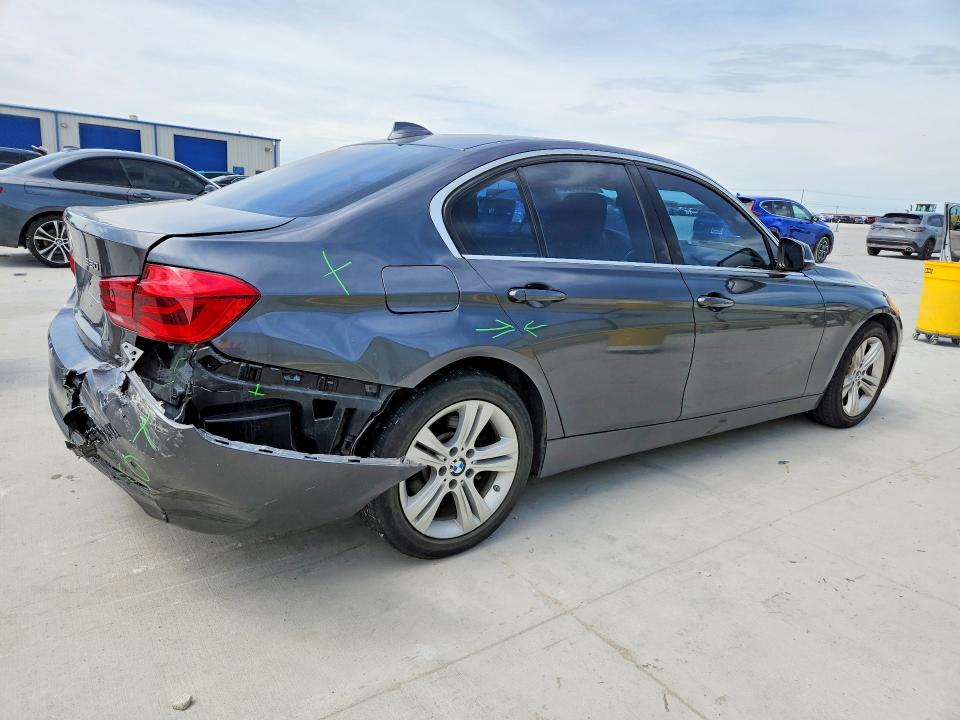 2017 BMW 3er VIN WBA8B9C5XHK675599 COPART salvage auction — REAR END, Tx - Salvage Vehicle Title, sold $3,950 on 2026-07-10 (photo 3)
