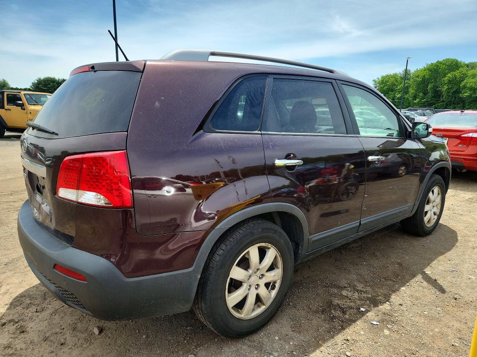 2011 Kia Sorento VIN 5XYKT3A12BG097689 COPART salvage auction — FRONT END, Ct - Certificate Of Title, sold $925 on 2026-07-09 (photo 3)