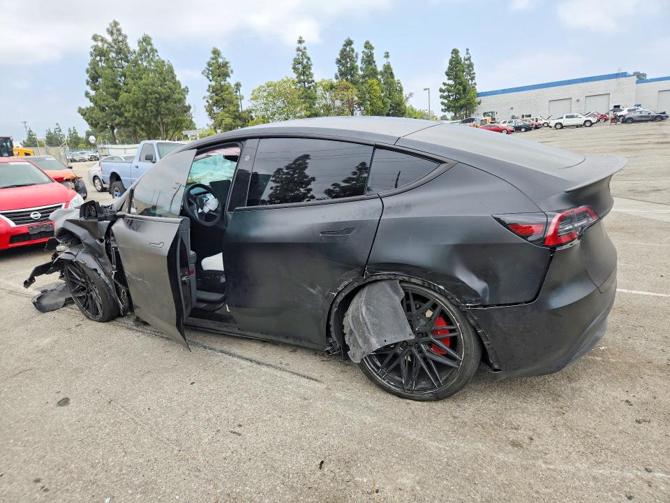 2024 Tesla Model y VIN 7SAYGDEF0RA326320 COPART salvage auction — FRONT END, Ca - Salvage Certificate, sold $7,400 on 2026-07-07 (photo 2)