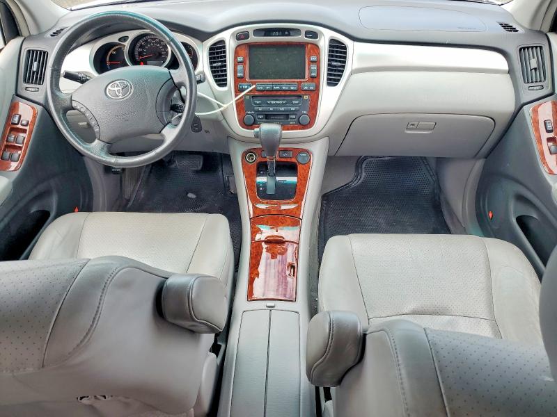 2006 Toyota Highlander VIN JTEEW21A060021653 COPART salvage auction — SIDE, In - Cert Of Title-Salvage Title, sold $800 on 2026-07-17 (photo 8)