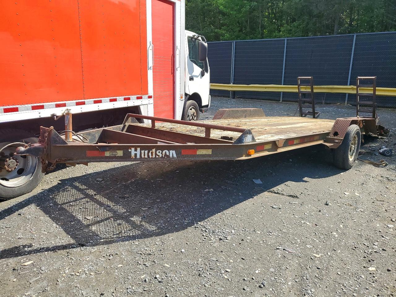 2006 Hudson Trailers VIN 10HHSE16161000174 COPART salvage auction — Vandalized, MD - PARTS ONLY-NO TITLE LETTER, sold $30 on 2026-06-25 (photo 2)