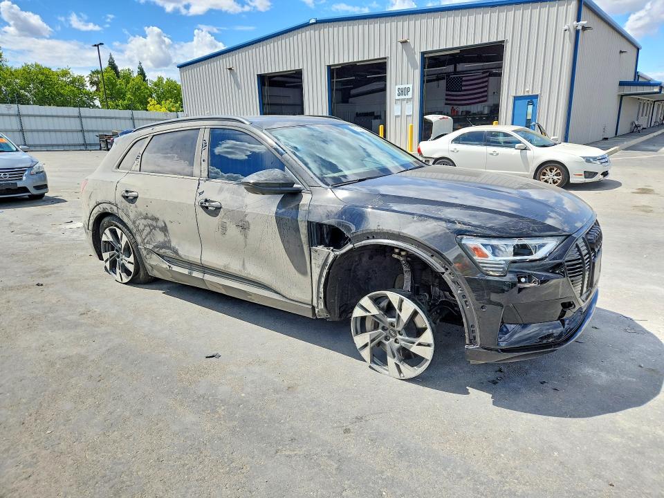 2021 Audi E-tron VIN WA1AAAGE4MB008812 COPART salvage auction — FRONT END, Ca - Salvage Certificate, sold $11,100 on 2026-07-02 (photo 4)