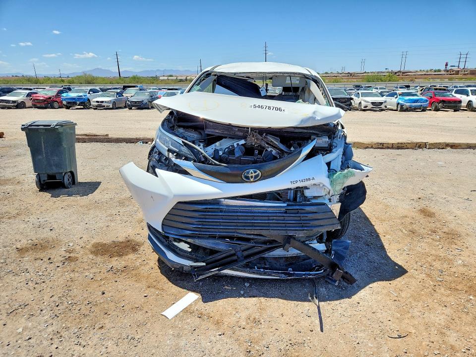2022 Toyota Sienna VIN 5TDKSKFC6NS061311 COPART salvage auction — FRONT END, Az - Certificate Of Title, sold $1,750 on 2026-07-06 (photo 5)